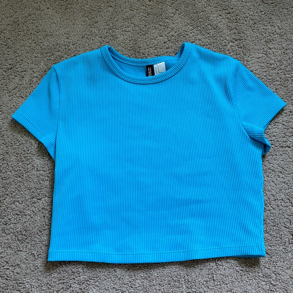 H&M Minimalist Top